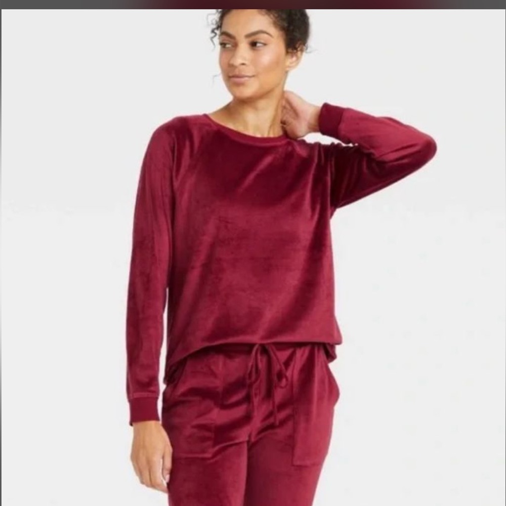 Nwt~Stars above 2 piece pajama set